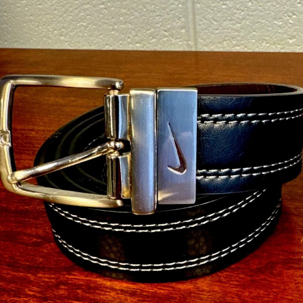 Nike Core Golf Reversible Lifestyle Belt Mens Size 36 Black/Brown S500120X